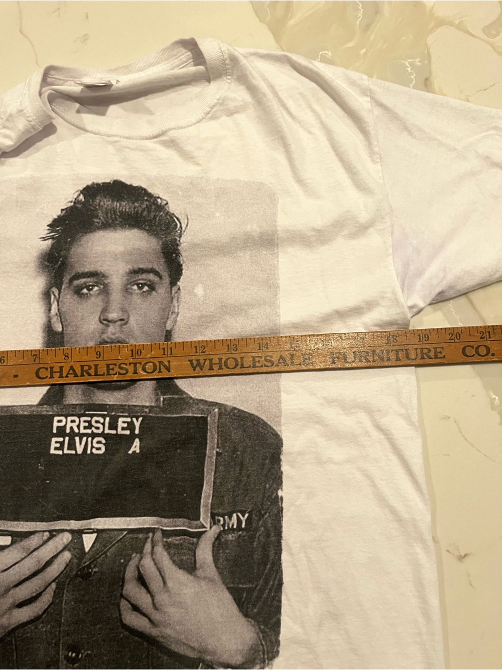 Fruit of the Loom White Short-Sleeve Tee with Elvis Portrait Graphic - Picture 4 of 6
